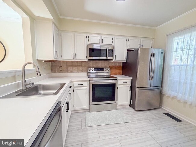 Building Photo - 12821 Mill Brook Ct