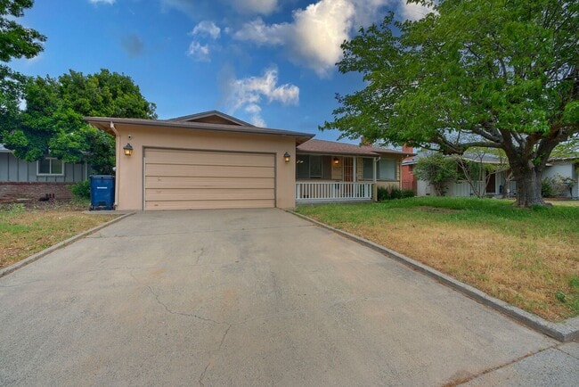 Building Photo - 1757 Wakefield Way