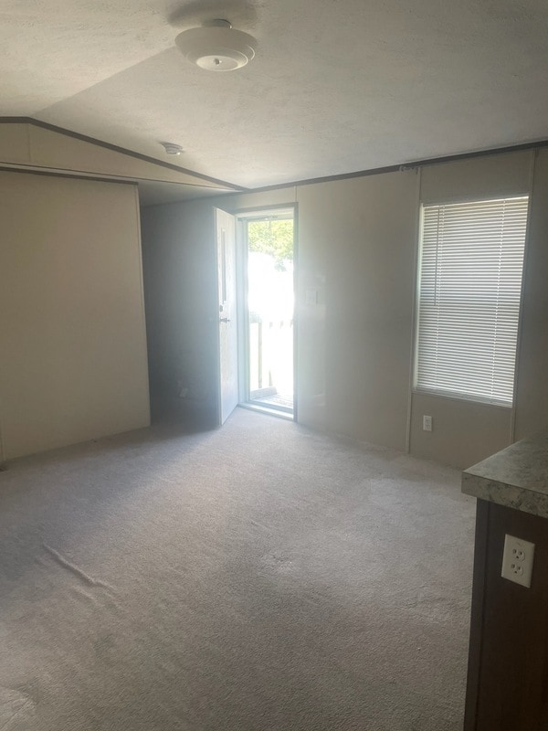 Photo - 169 Woodrow Run