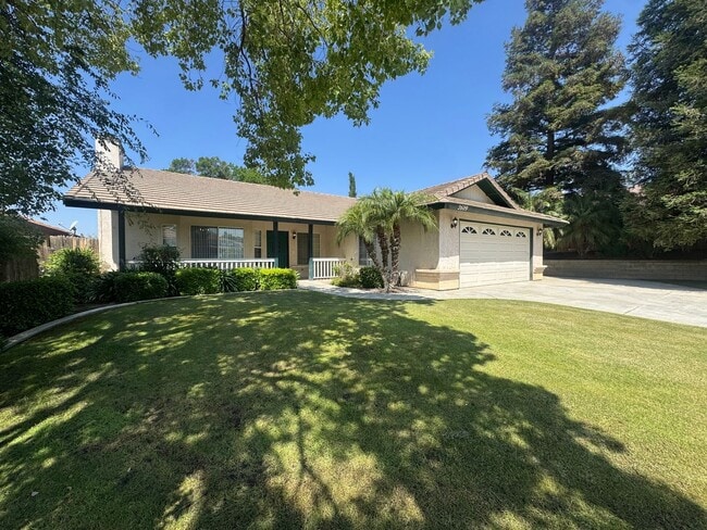 Building Photo - Charming cul-de-sac home!