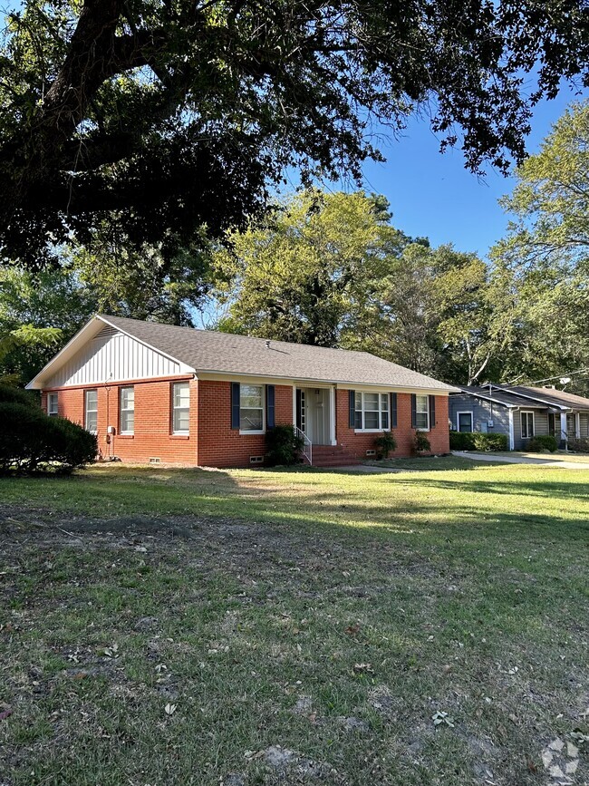 Building Photo - 1406 Larkin Ave Rental