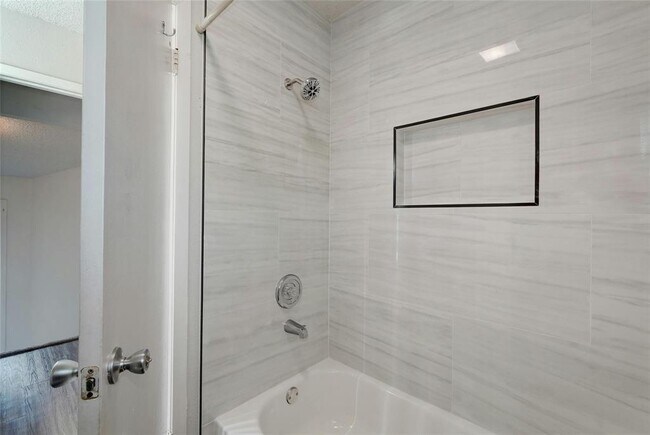 Photo - 11406 Ptarmigan Dr