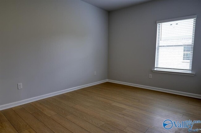 Photo - 206 Waylan Rdg Ln