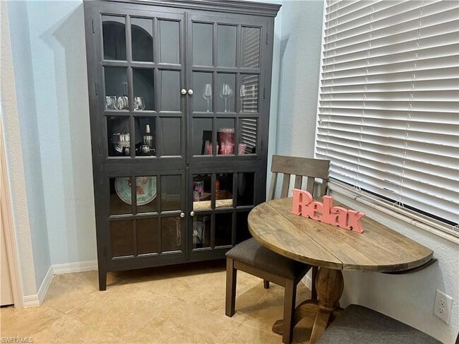9715 Acqua Ct