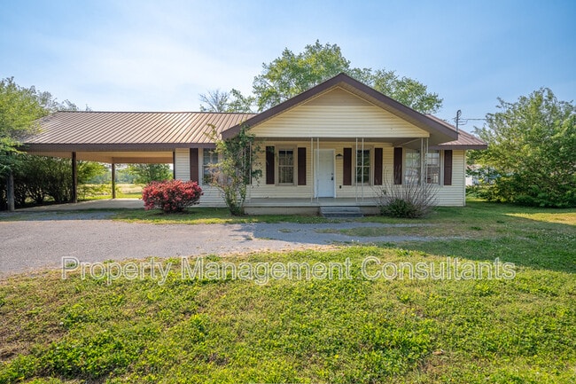 Building Photo - 2208 Old Gurley Pike