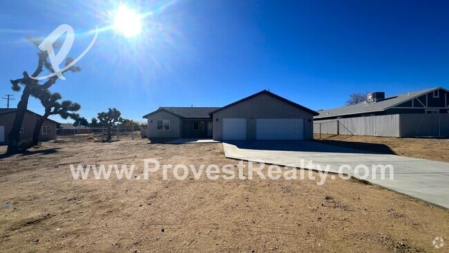 Building Photo - 13985 Smoketree St Rental