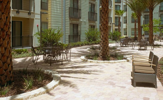 Lark Central Florida- Student Housing