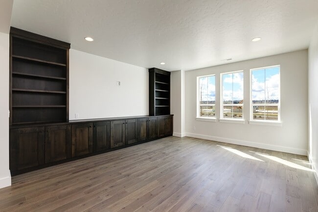 Photo - 3 Bedroom 2.5 Bathroom Townhouse in Harris Ranch.