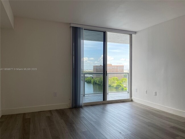 Photo - 5085 NW 7th St Unidad 1203