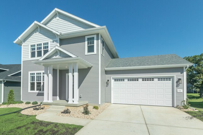 Photo - 948 Westminster Way