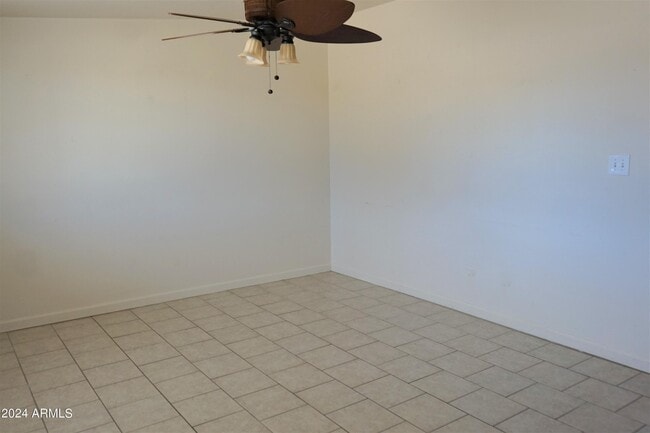 1052 Chaparral Cir