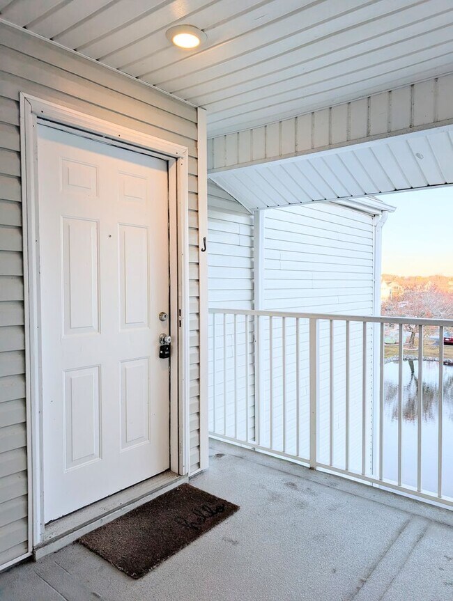 Photo - 3BR / 2BA Condo for Rent – Southbridge (Water View)