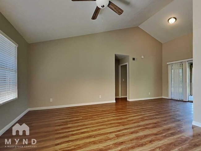 Photo - 818 E Piute Ave