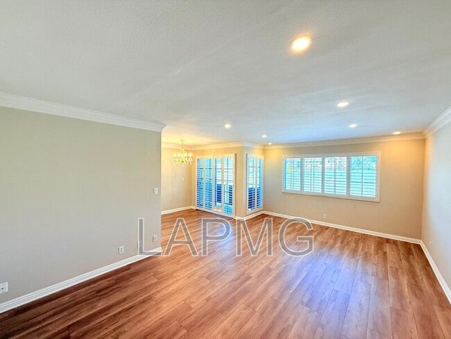 Photo - 4140 Warner Blvd