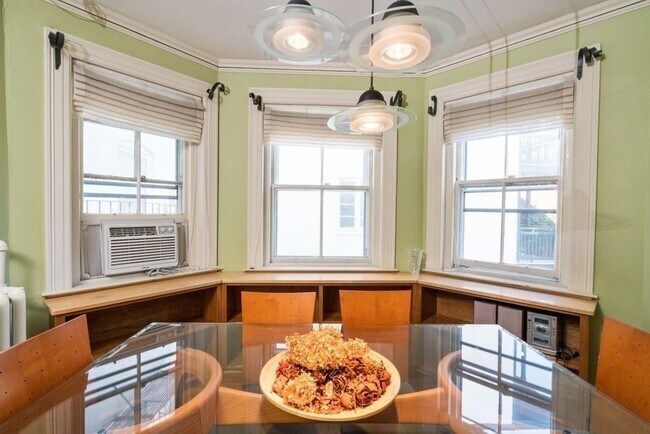 Photo - 37 Lee St Unidad 7