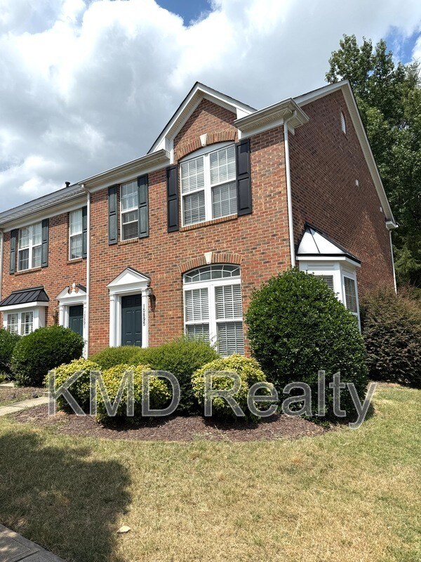 Photo - 10895 Garden Oaks Ln