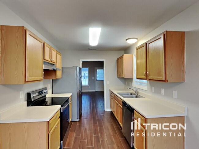 Photo - 5405 Advantis Dr