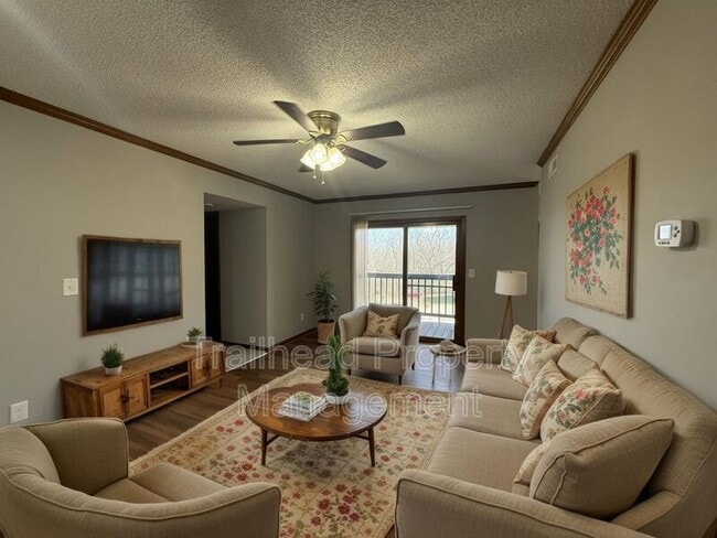 Building Photo - 3413 NW Duncan Rd