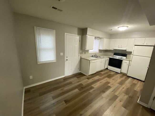 Photo - 3018 SE 17th St Unidad 3020 SE 17th Street