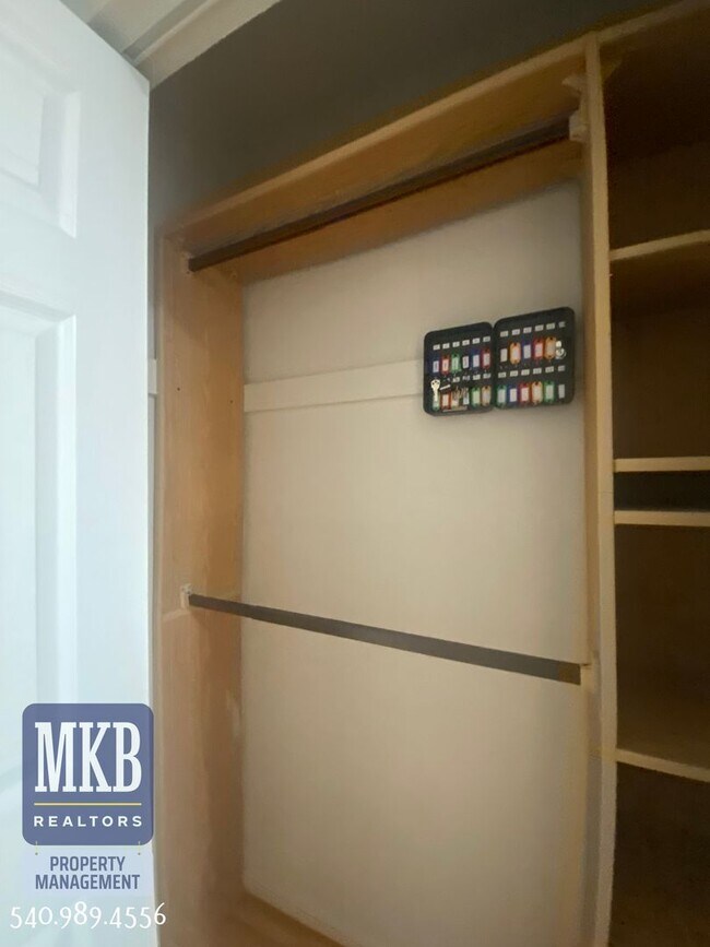 1 Bedroom, 1 Bath Condo located at Woods C... House Rental in Cave