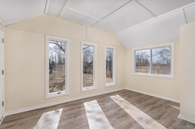 Photo - 396 Reeves Ave