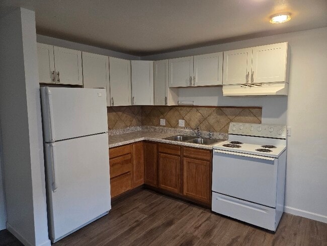 Photo - 1312 E Wilson Ave Unit 1