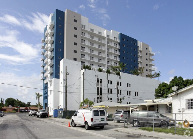 Stadium Tower Apartments For Rent In Miami Fl Forrent Stadium Tower Apartments
