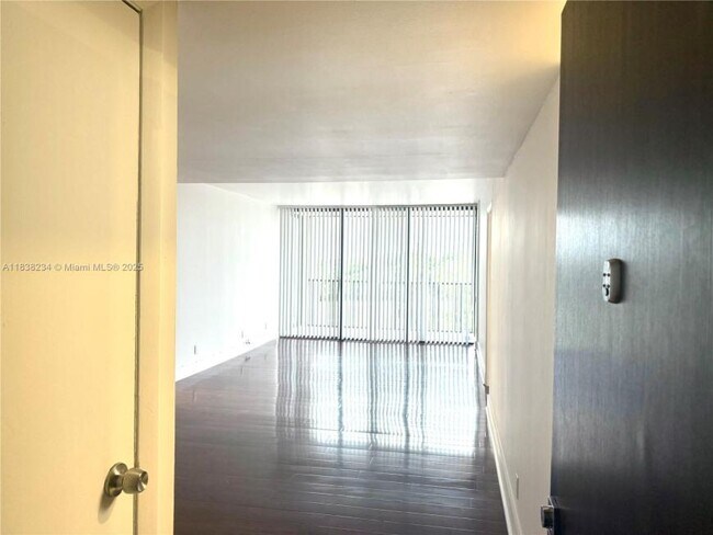 Photo - 2 bedroom in Aventura FL 33180