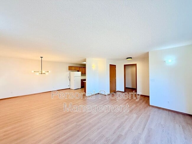 Photo - 5011 NE 129th Ave