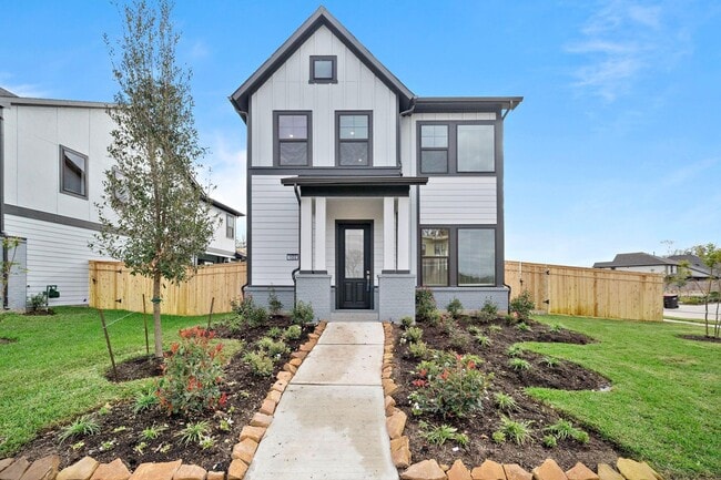 1502 Noble Pk Dr