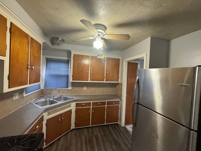 Photo - Parma 3-Bed 2 Bath Bungalow - Available Now!