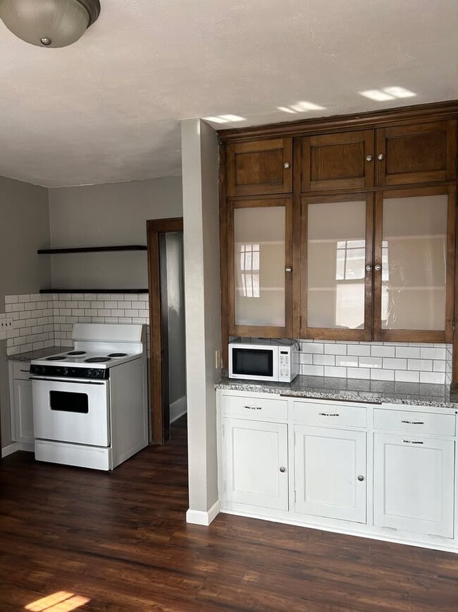 Photo - 3923 Upton Ave N Unit 2