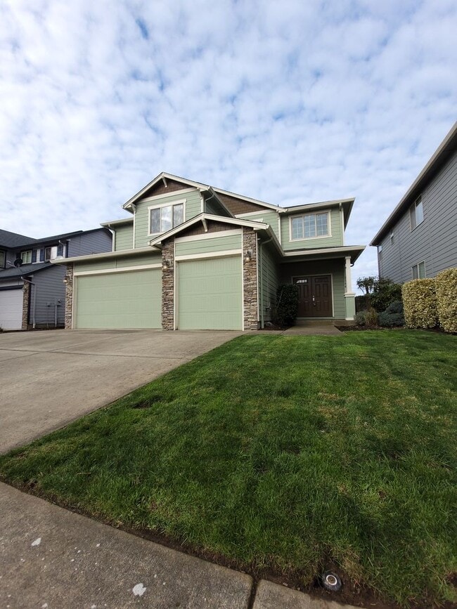Photo - Beautiful 5 bedroom 3 bath home in Lebanon