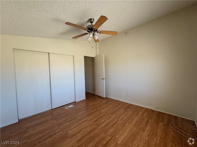 Building Photo - 4101 PAIUTE Rental