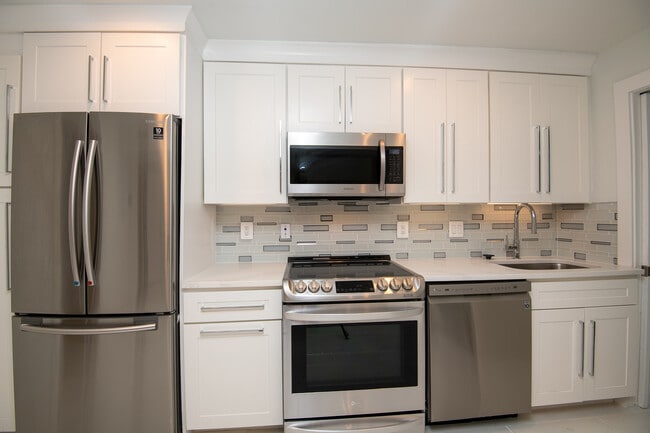 Photo - Unit T1 Unidad #T1