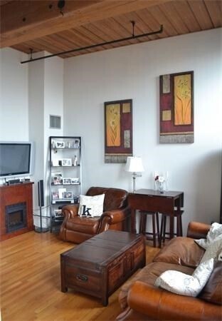 Photo - 320 W 2nd St Unit 411