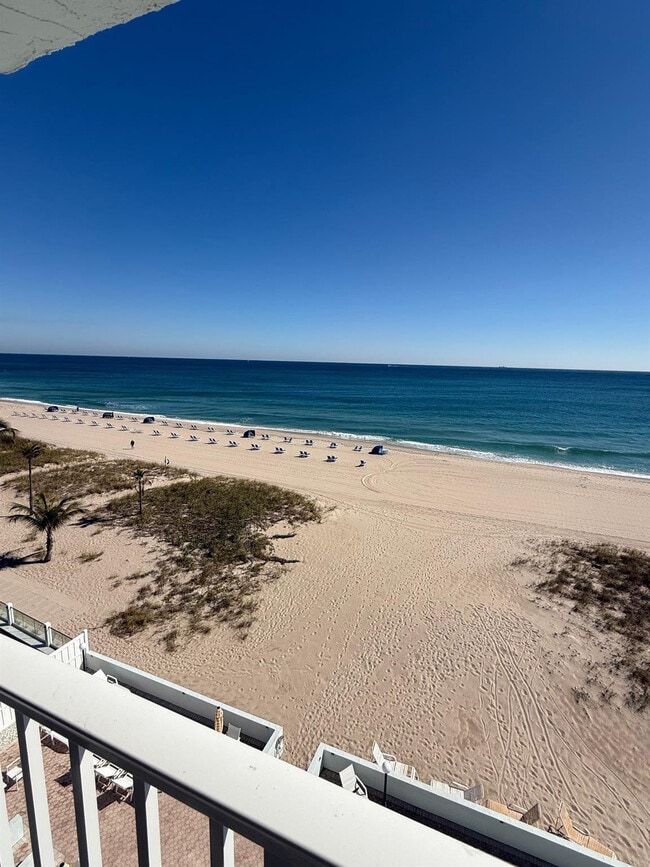 Photo - 4636 El Mar Dr Unidad 602