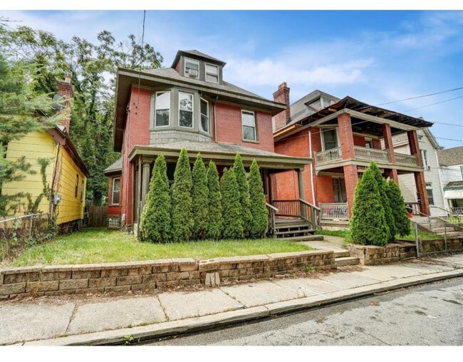 Photo - 3121 Harvard Ave