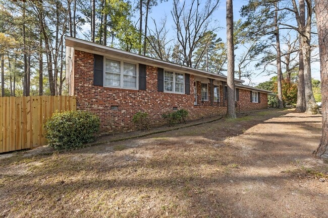 Photo - Beautifully Updated 4 Bed 3 Bath Home in Fayetteville