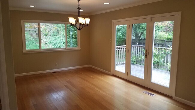 Spacious updated 3BR home with deck & chef’s Kitchen