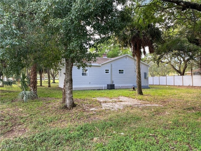 Photo - 2371 Lafayette St