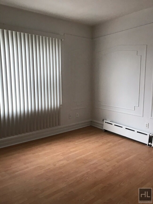 WEST 4 STREET - WEST 4 STREET Apartment Unit 2