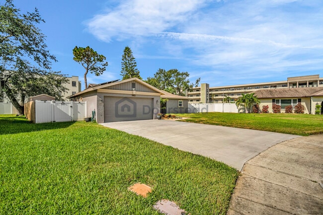 Photo - 7892 Sundown Dr