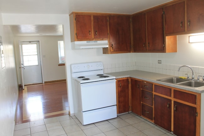 Photo - 4225 W 70th Pl Unidad a