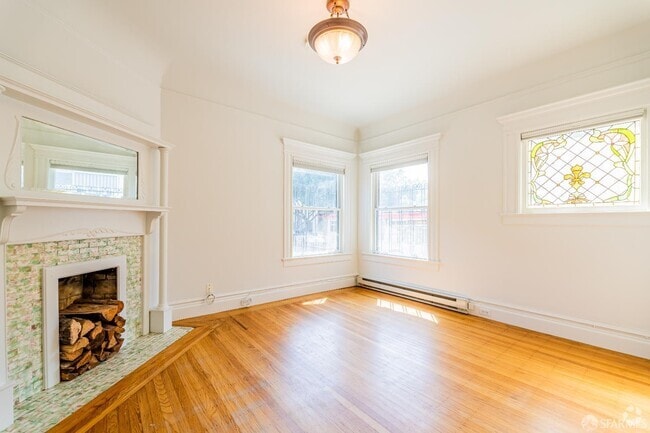 Building Photo - 664 Cole St Rental