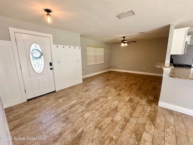 Photo - 2130 Garnet Ct