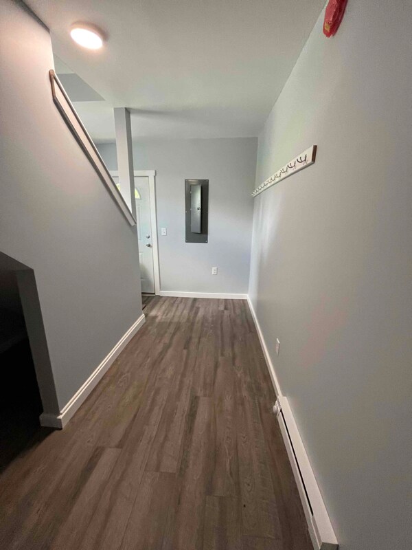 Photo - 14 N High St Unit B