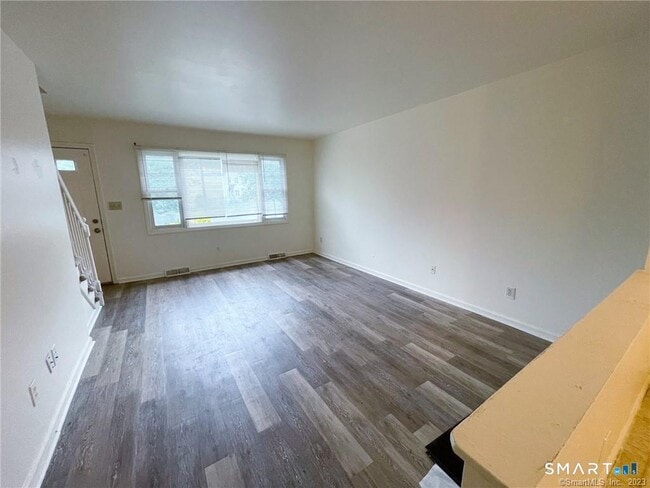 Photo - 663 Newhall St Unidad 10