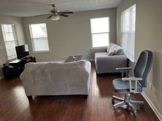 Photo - 259 Hiawassee Dr