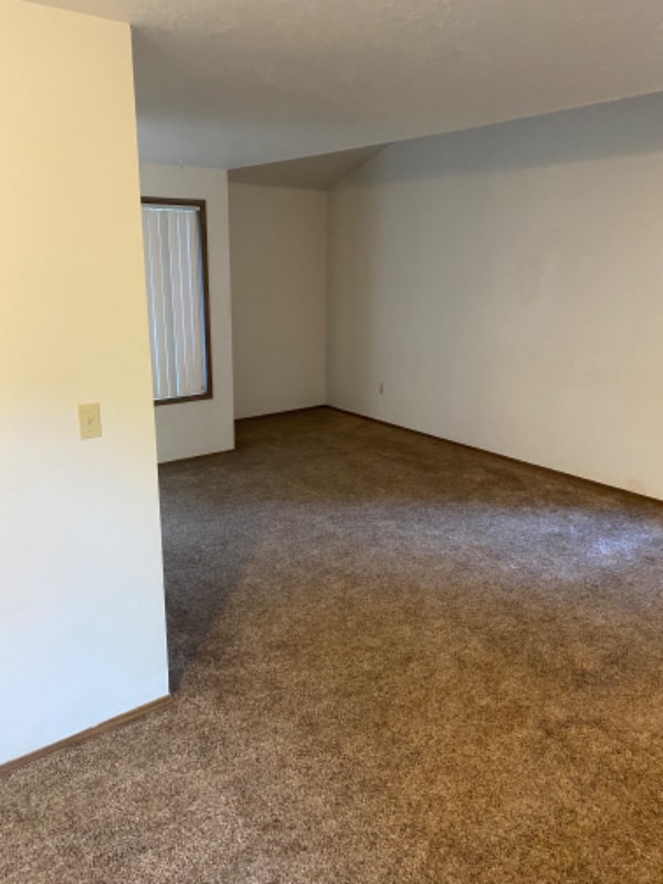 Photo - 5499 Nicole Ct SE